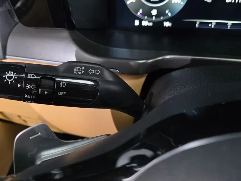 2023 Kia Sorento с пробегом 66 972 км