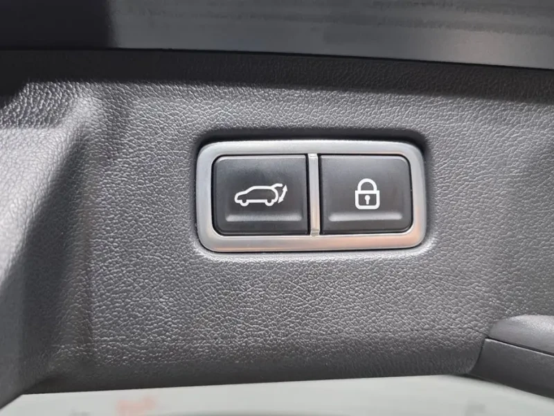 2023 Kia Sorento с пробегом 66 972 км
