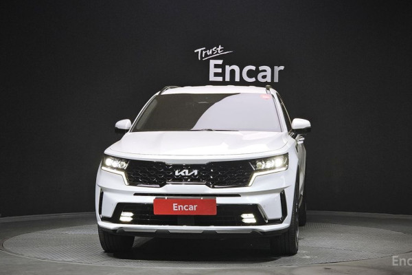 2023 Kia Sorento с пробегом 58 122 км