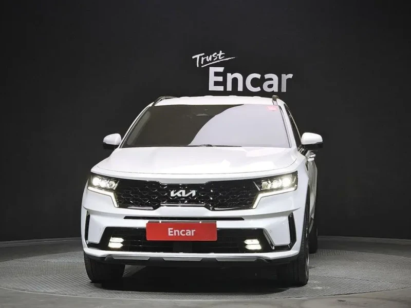 2023 Kia Sorento с пробегом 58 122 км