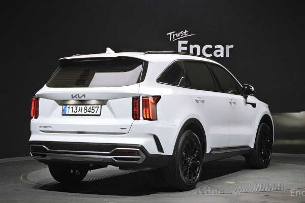 2023 Kia Sorento с пробегом 58 122 км