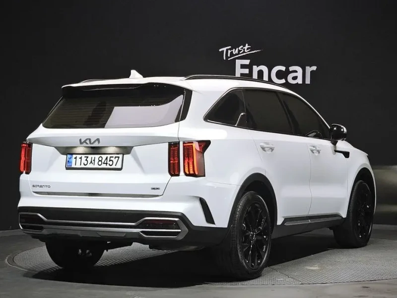 2023 Kia Sorento с пробегом 58 122 км
