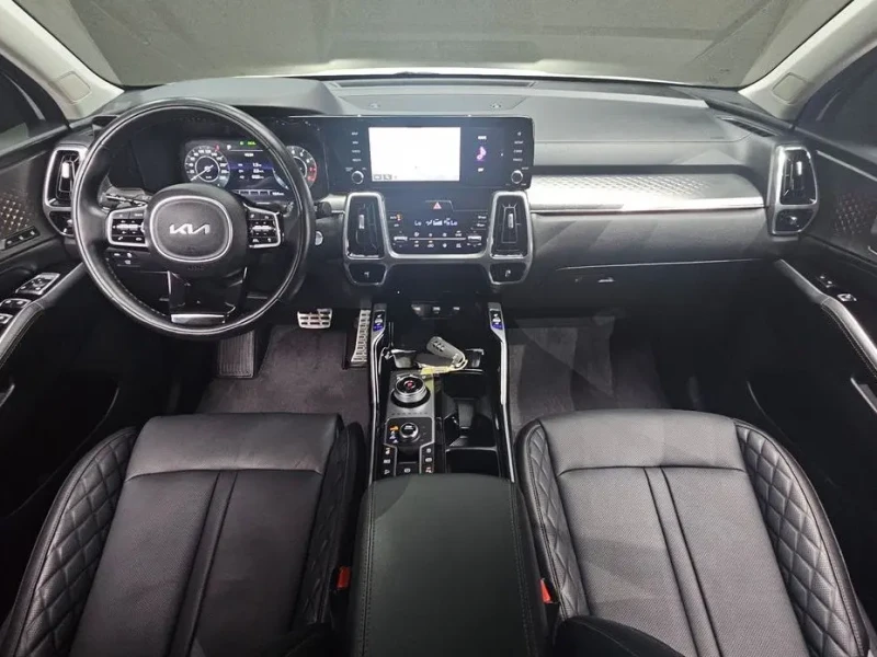 2023 Kia Sorento с пробегом 58 122 км