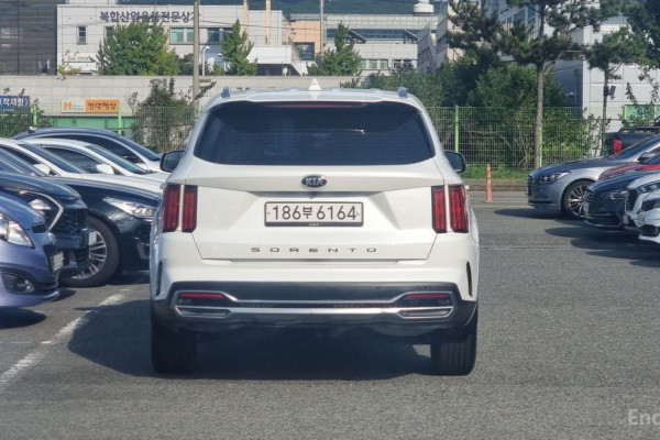 2020 Kia Sorento с пробегом 80 592 км