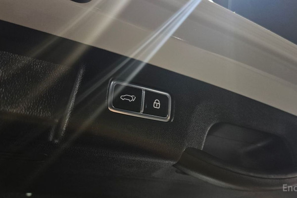 2023 Kia Sorento с пробегом 58 122 км