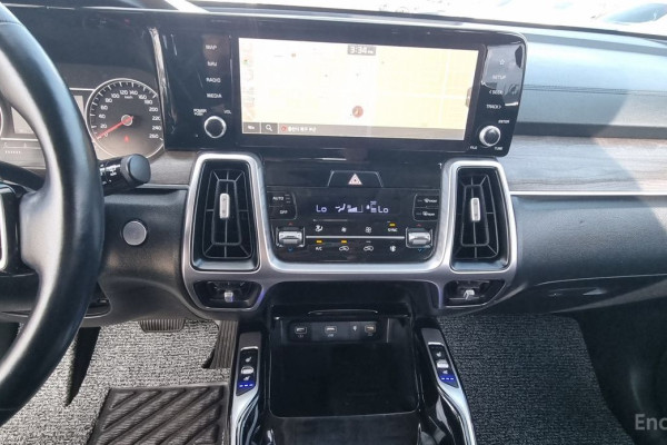 2020 Kia Sorento с пробегом 80 592 км