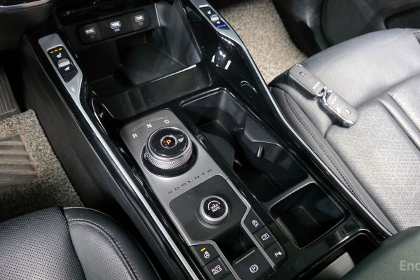 2022 Kia Sorento с пробегом 71 267 км