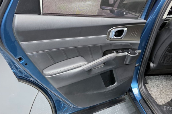 2022 Kia Sorento с пробегом 71 267 км