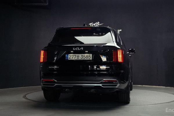 2023 Kia Sorento с пробегом 51 529 км