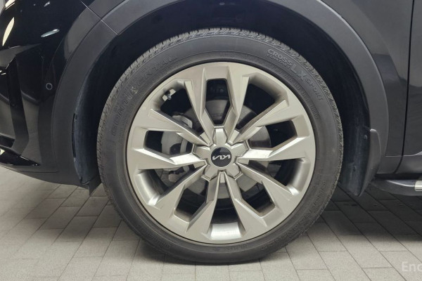 2023 Kia Sorento с пробегом 29 783 км