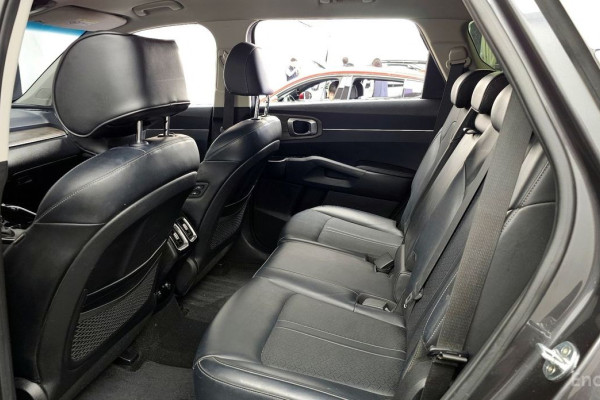 2020 Kia Sorento с пробегом 122 196 км