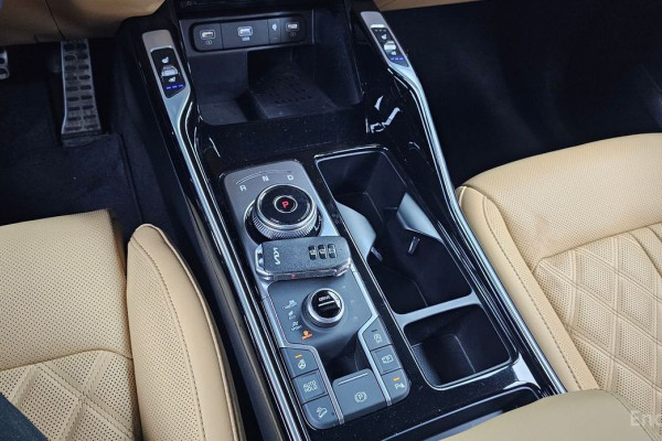 2023 Kia Sorento с пробегом 29 783 км