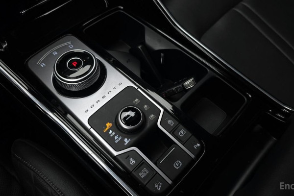 2023 Kia Sorento с пробегом 51 529 км