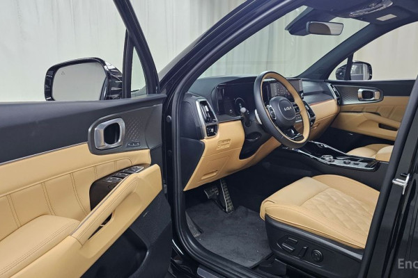 2023 Kia Sorento с пробегом 29 783 км