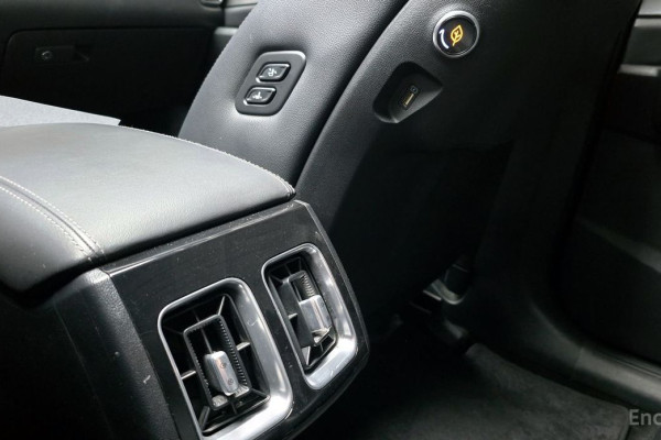 2023 Kia Sorento с пробегом 51 529 км