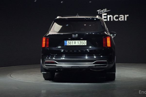 2021 Kia Sorento с пробегом 63 214 км