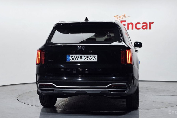 2021 Kia Sorento с пробегом 75 373 км