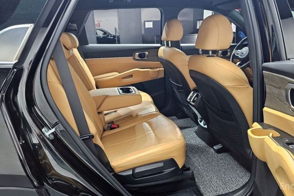 2021 Kia Sorento с пробегом 75 373 км