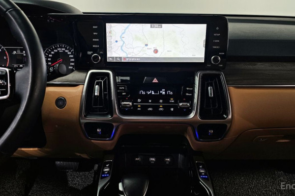 2021 Kia Sorento с пробегом 75 373 км