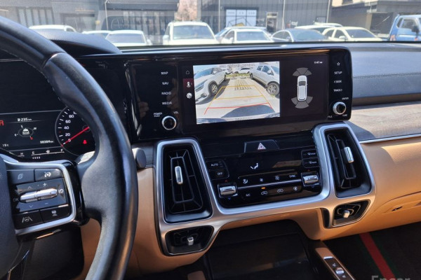 2021 Kia Sorento с пробегом 98 383 км