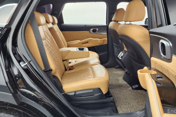 2020 Kia Sorento с пробегом 83 243 км