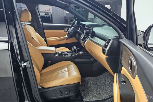 2021 Kia Sorento с пробегом 75 373 км