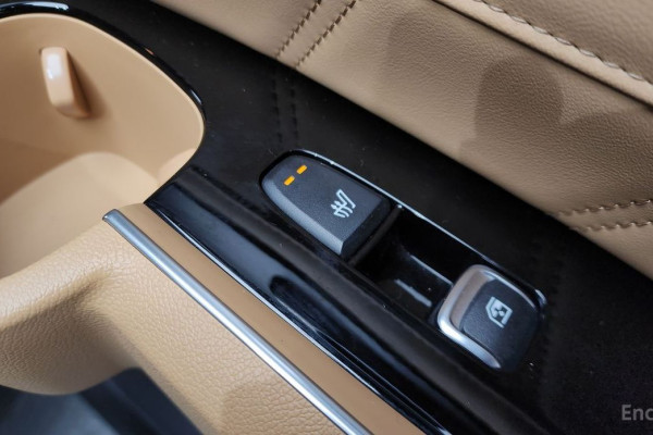 2020 Kia Sorento с пробегом 83 243 км