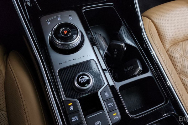 2020 Kia Sorento с пробегом 63 876 км