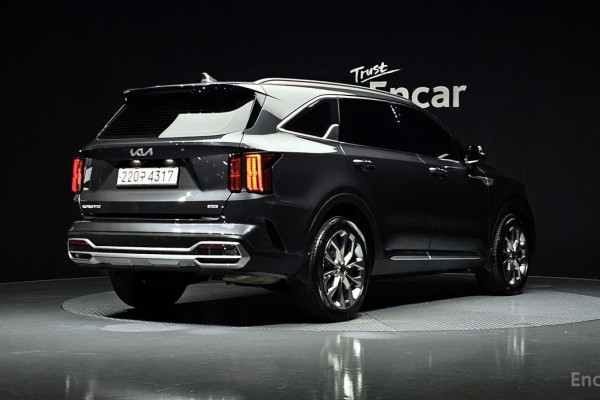 2023 Kia Sorento с пробегом 78 473 км