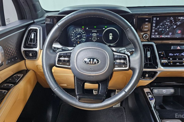 2021 Kia Sorento с пробегом 81 011 км