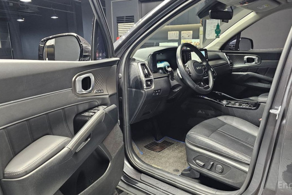 2023 Kia Sorento с пробегом 78 473 км
