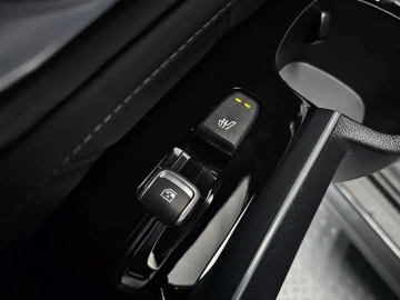 2023 Kia Sorento с пробегом 78 473 км