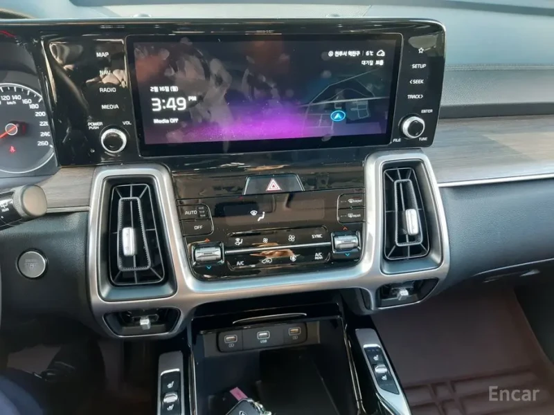 2021 Kia Sorento с пробегом 70 000 км