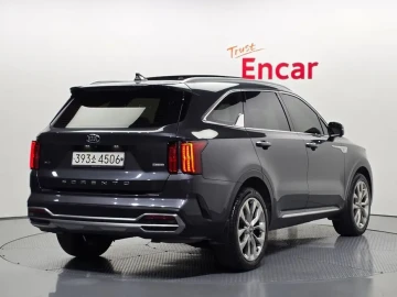 2021 Kia Sorento с пробегом 111 834 км