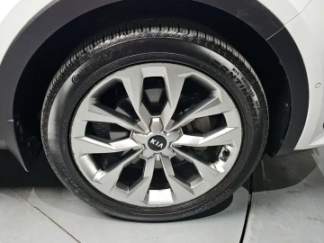 2020 Kia Sorento с пробегом 33 145 км