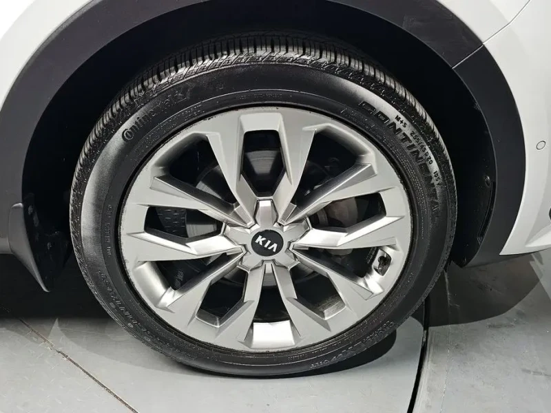 2020 Kia Sorento с пробегом 33 145 км