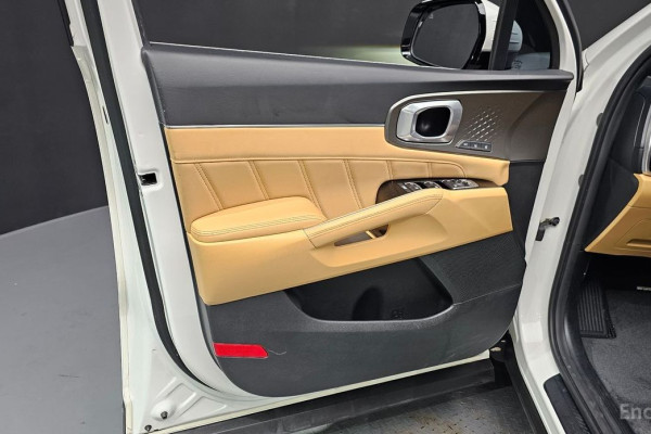 2022 Kia Sorento с пробегом 93 113 км