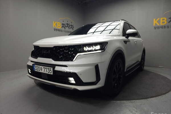 2023 Kia Sorento с пробегом 103 000 км