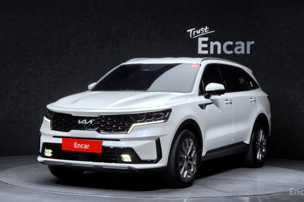 2023 Kia Sorento с пробегом 49 410 км