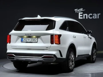 2023 Kia Sorento с пробегом 49 410 км