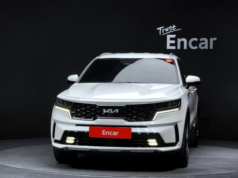2023 Kia Sorento с пробегом 49 410 км