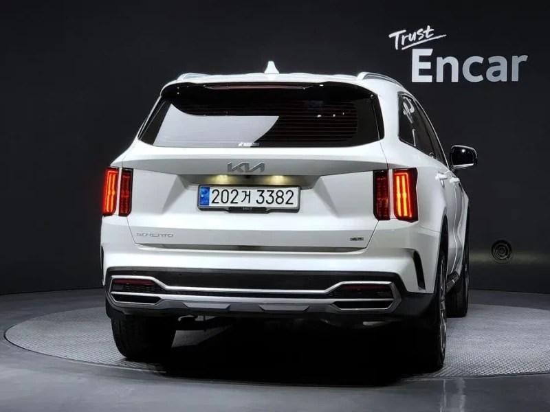 2023 Kia Sorento с пробегом 49 410 км