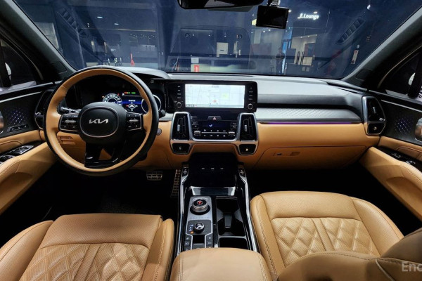 2023 Kia Sorento с пробегом 49 410 км