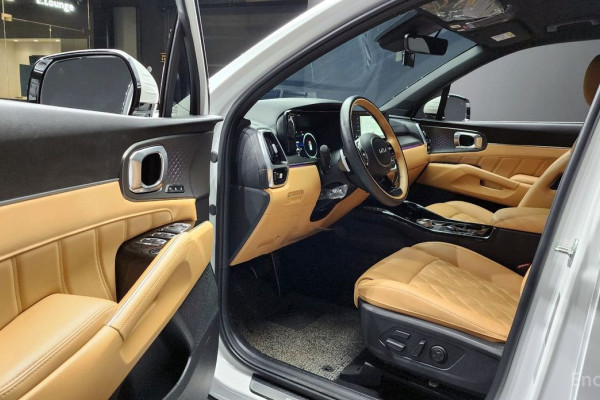 2023 Kia Sorento с пробегом 49 410 км