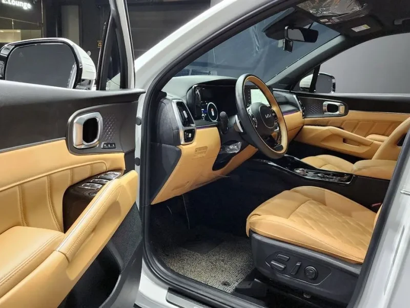 2023 Kia Sorento с пробегом 49 410 км