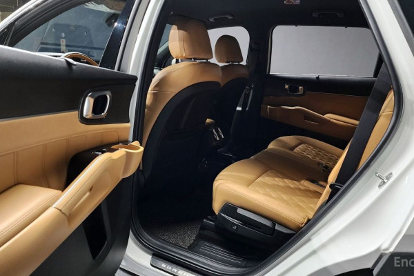 2023 Kia Sorento с пробегом 49 410 км