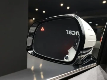 2023 Kia Sorento с пробегом 49 410 км