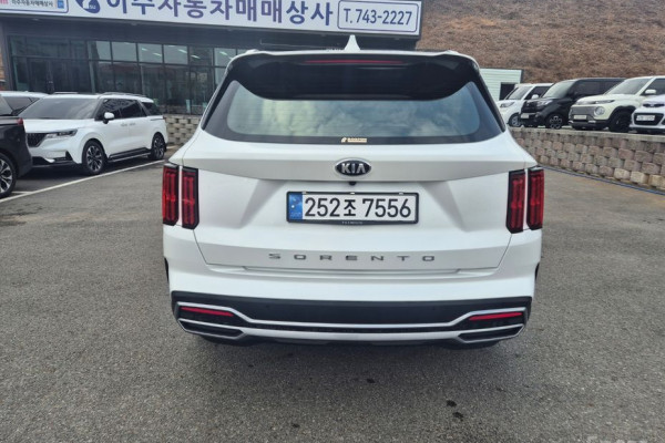 2020 Kia Sorento с пробегом 58 832 км