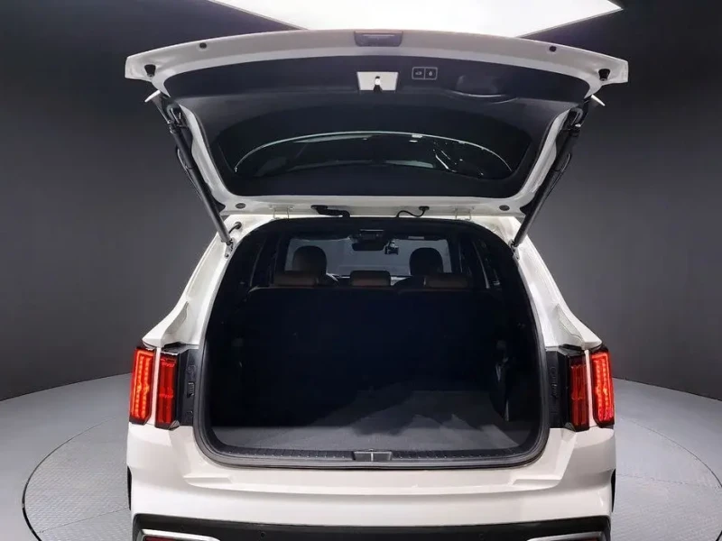 2023 Kia Sorento с пробегом 49 410 км