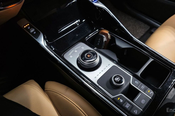 2020 Kia Sorento с пробегом 79 745 км